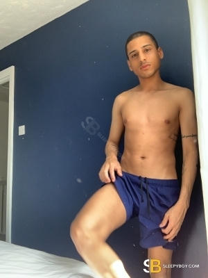 Gay Escort Pietro 23yr - trios