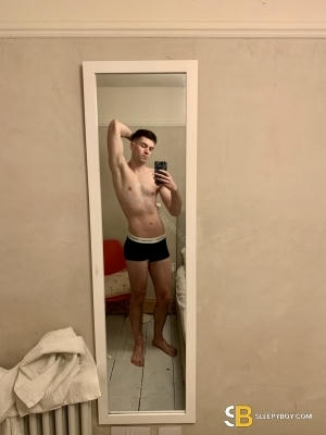 Gay Escort Jamie 28yr - exhibitionist