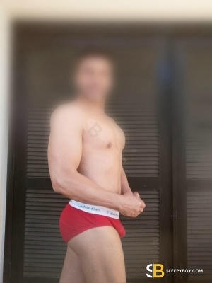 Bisexual Escort Nicolas Nick 35yr - massage