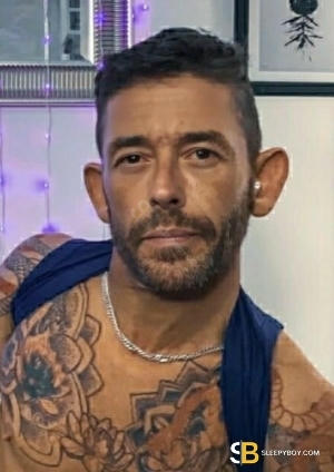 Gay Escort Adam Firstman 40yr - double penetration