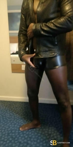 Bisexual Escort Master_dark_desire 33yr - rimming