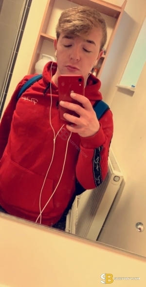 Gay Escort Couplel7 24yr - always safe sex