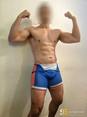 Gay Escort Max Big Ass 25yr - hotel dates