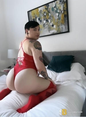 Gay Escort Joshua 20yr - blowjob