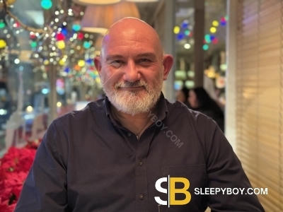 Gay Escort Drew 49yr - double penetration