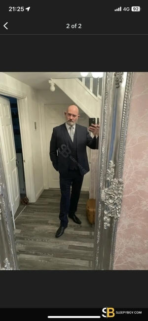 Gay Escort Drew 49yr - trio m/m