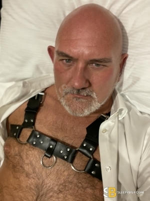 Gay Escort Drew 49yr - blowjob