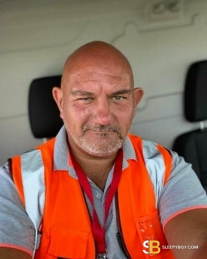 Bisexual Escort Drew 49yr - exhibitionist