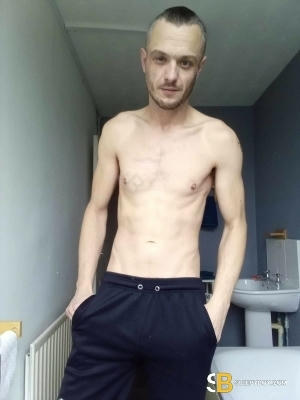 Gay Escort Lj 38yr - trios