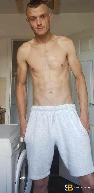 Gay Escort Leslie 38yr - trios