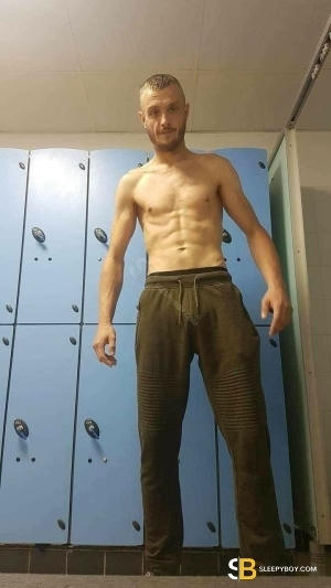 Gay Escort Leslie 38yr - double penetration