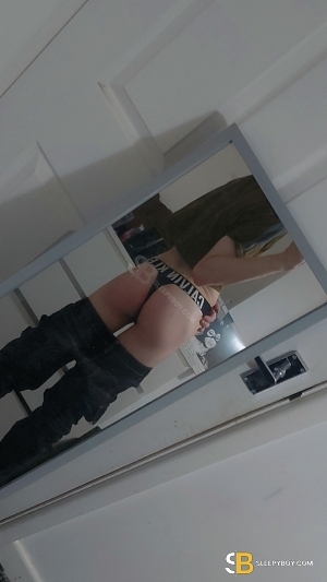 Gay Escort Zen 24yr - blowjob