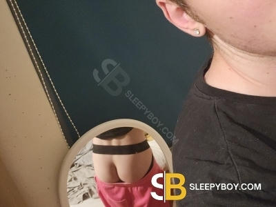 Bisexual Escort James 28yr - double penetration