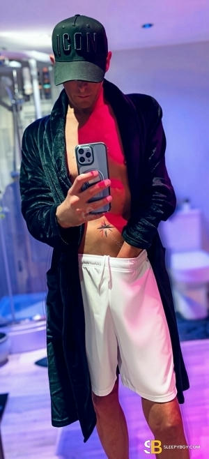 Gay Escort Ryder 46yr - double penetration