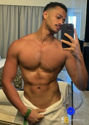 Gay Escort Lucca 23yr - sucking