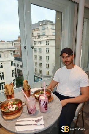 Gay Escort Lucca 23yr - licking