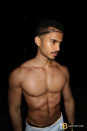 Gay Escort Lucca 23yr - sucking