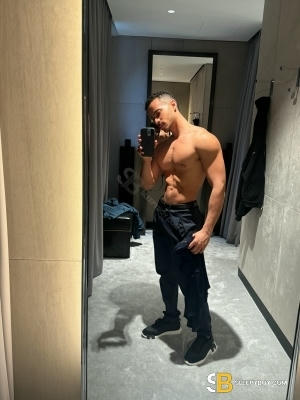 Gay Escort Lucca 23yr - sucking