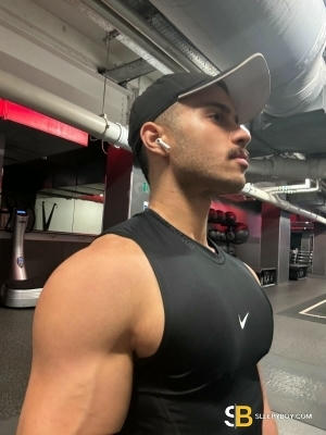 Gay Escort Lucca 23yr - licking