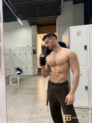 Gay Escort Lucca 23yr - sucking