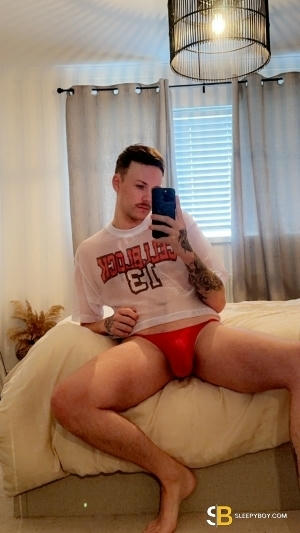 Gay Escort Zac 31yr - gangbang