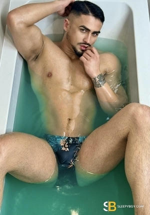 Bisexual Escort Lucifer 31yr - trios