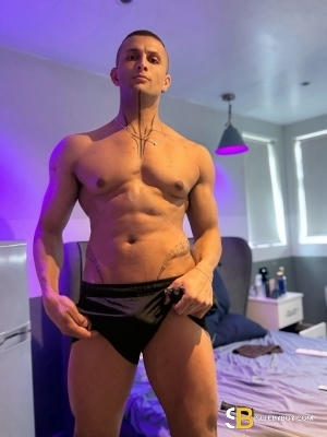 Bisexual Escort Mansur_xx 36yr - trios