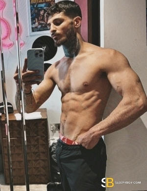 Bisexual Escort Anthon 24yr - trios