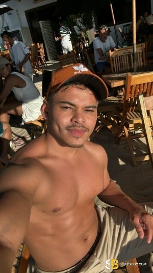 Bisexual Escort Bruno 21yr - gangbang