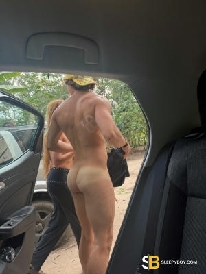 Bisexual Escort Oliver. 22yr - sucking
