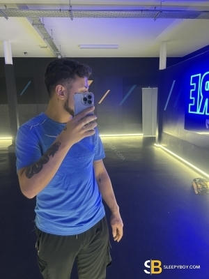 Gay Escort Kamran 21yr - role