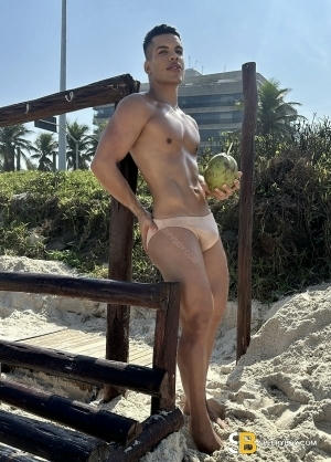 Gay Escort Jhon Young 23yr - exhibitionist