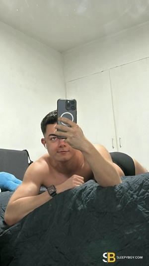 Gay Escort Mat 25yr - foreskin