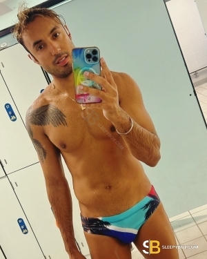 Gay Escort Danny 28yr - sucking