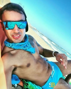 Gay Escort Danny 28yr - sucking