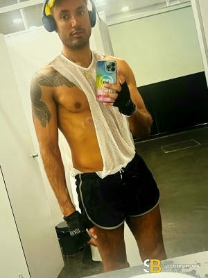 Gay Escort Danny 28yr - sucking