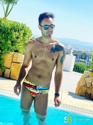 Gay Escort Danny 28yr - sucking