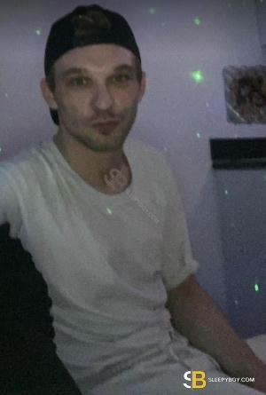 Gay Escort Travis 27yr - licking