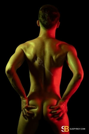 Gay Escort Henry Brat 20yr - licking