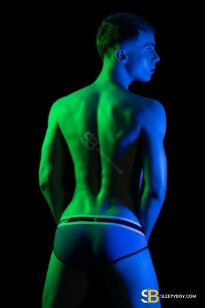 Gay Escort Henry Brat 20yr - role