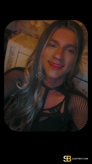 Gay Escort Omi 26yr - nipple play