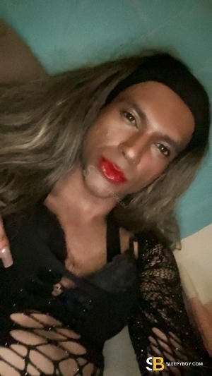 Gay Escort Omi 26yr - blowjob