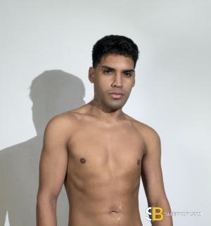 Gay Escort Papi 24yr - double penetration