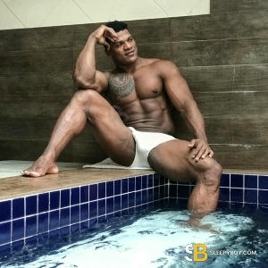 Bisexual Escort Jhony-xxl 29yr - trios