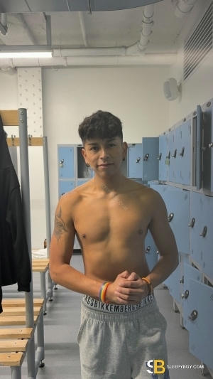 Gay Escort Dylan Twink 24yr - double penetration