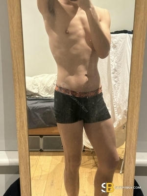 Bisexual Escort Tim 31yr - gangbang