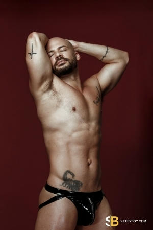 Bisexual Escort Matheus 28yr - licking