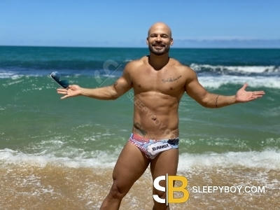 Bisexual Escort Matheus 28yr - role