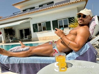 Bisexual Escort Matheus 28yr - sucking