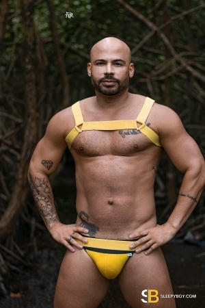 Bisexual Escort Matheus 28yr - sucking